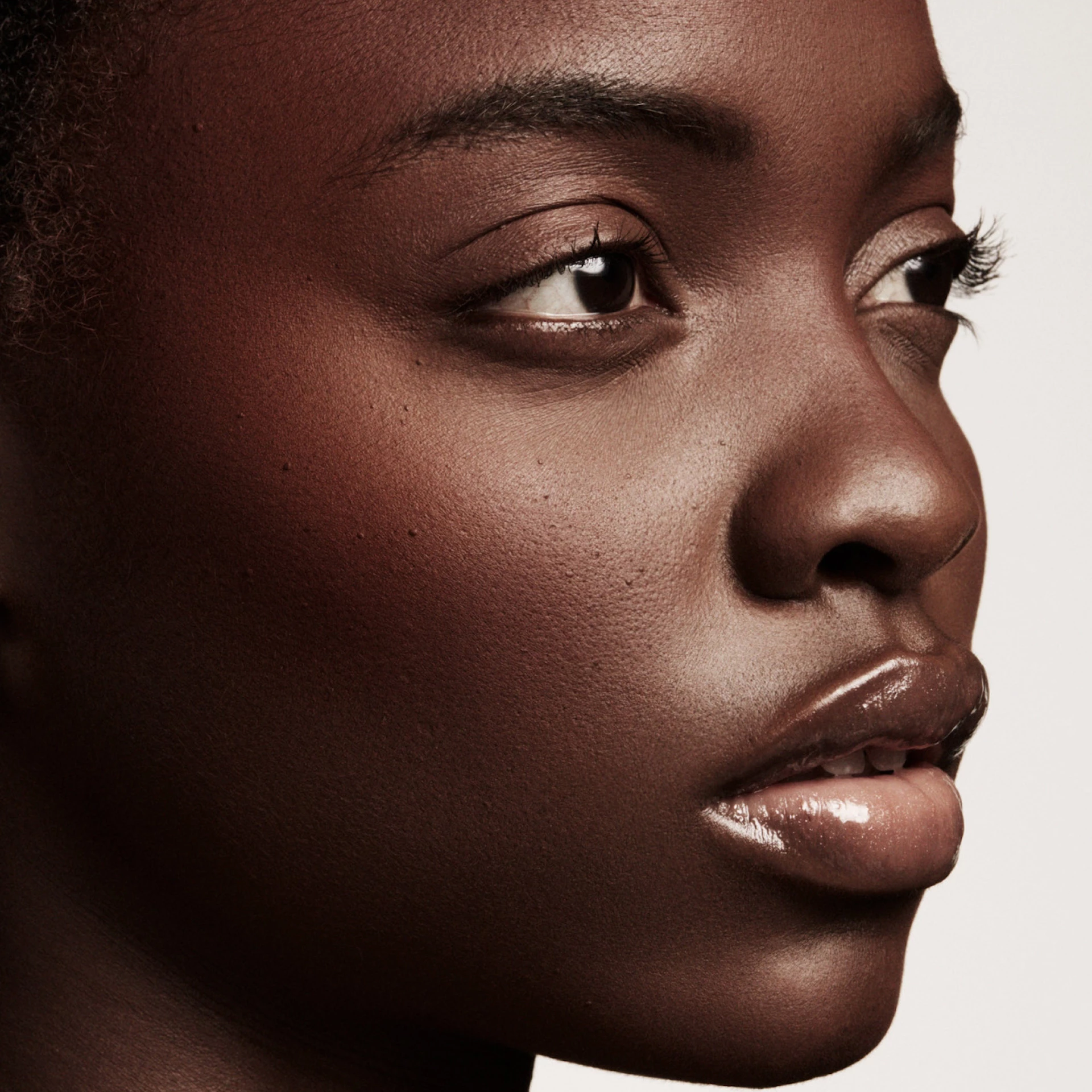 Sun Stalk'r Instant Warmth Bronzer Mocha Mami - Fenty Beauty