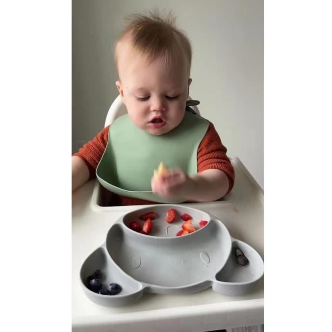 Baberos de silicona impermeables para bebés, juego de 3 baberos de silicona suave para la hora de comer con 4 botones ajustables y bolsillo.