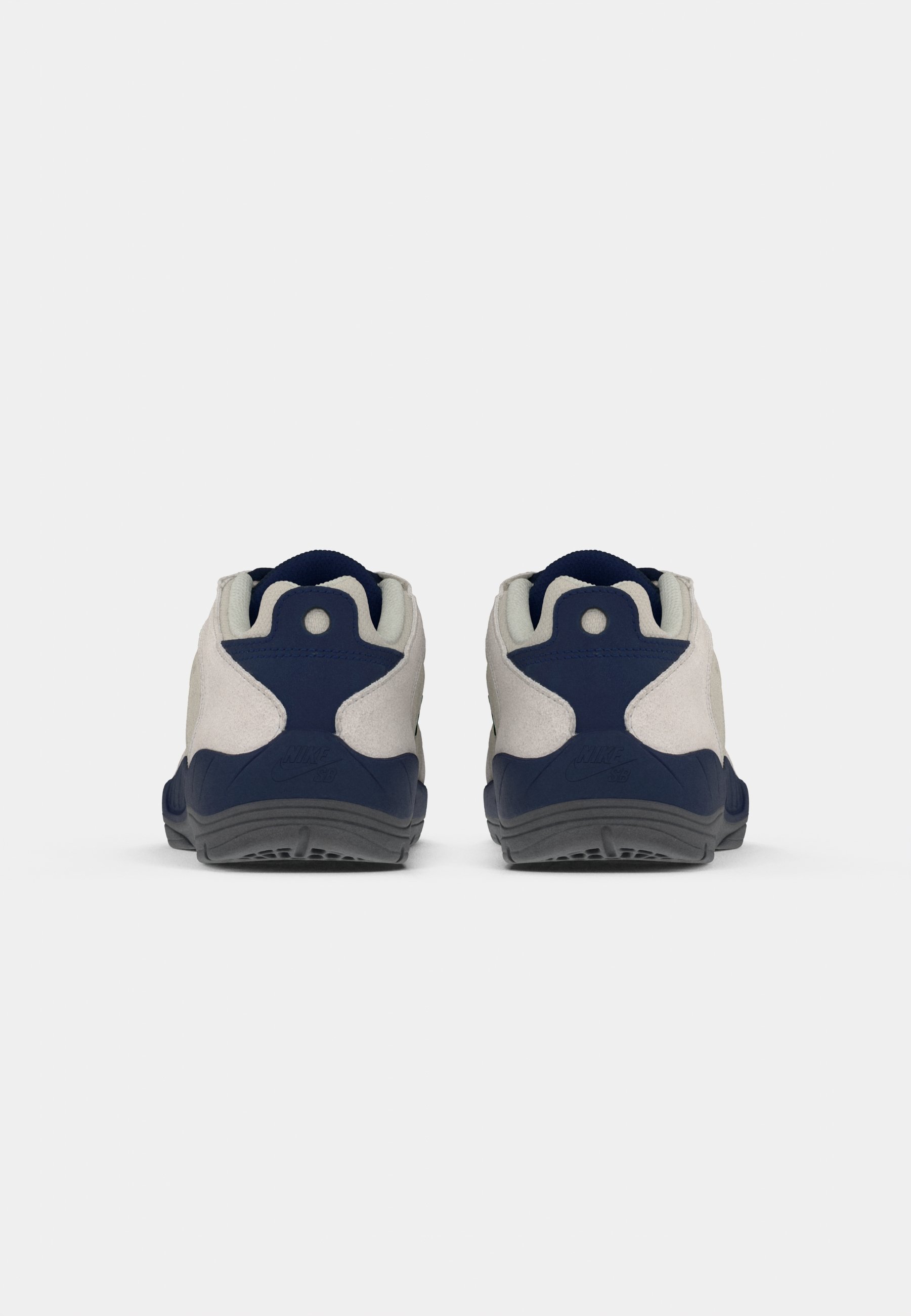 Tênis Nike SB de cano baixo