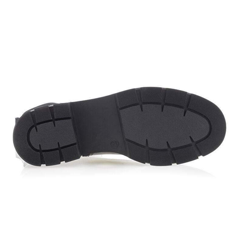 Schwarze Damenstiefel / Stiefeletten