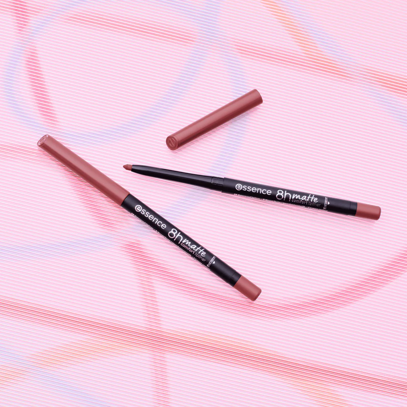 essence 8h Matte Comfort matte lippenpotlood met puntenslijper