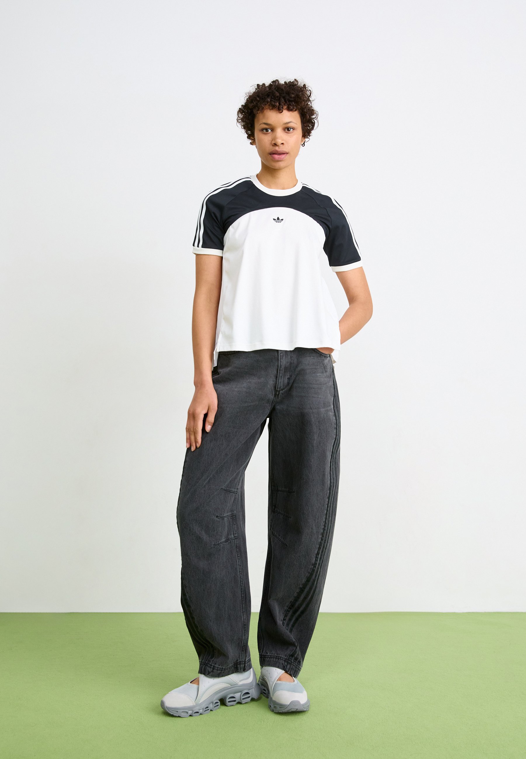 Tričká adidas Originals