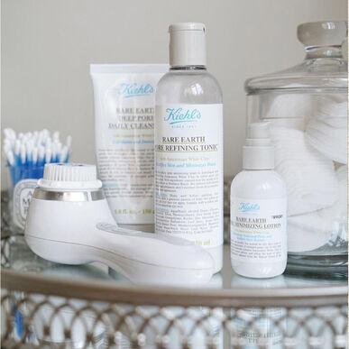 Kiehl's Rare Earth Pore Refining Tonic, kaksifaasinen savikasvovesi sekaiholle ja rasvoittuvalle iholle, 250 ml
