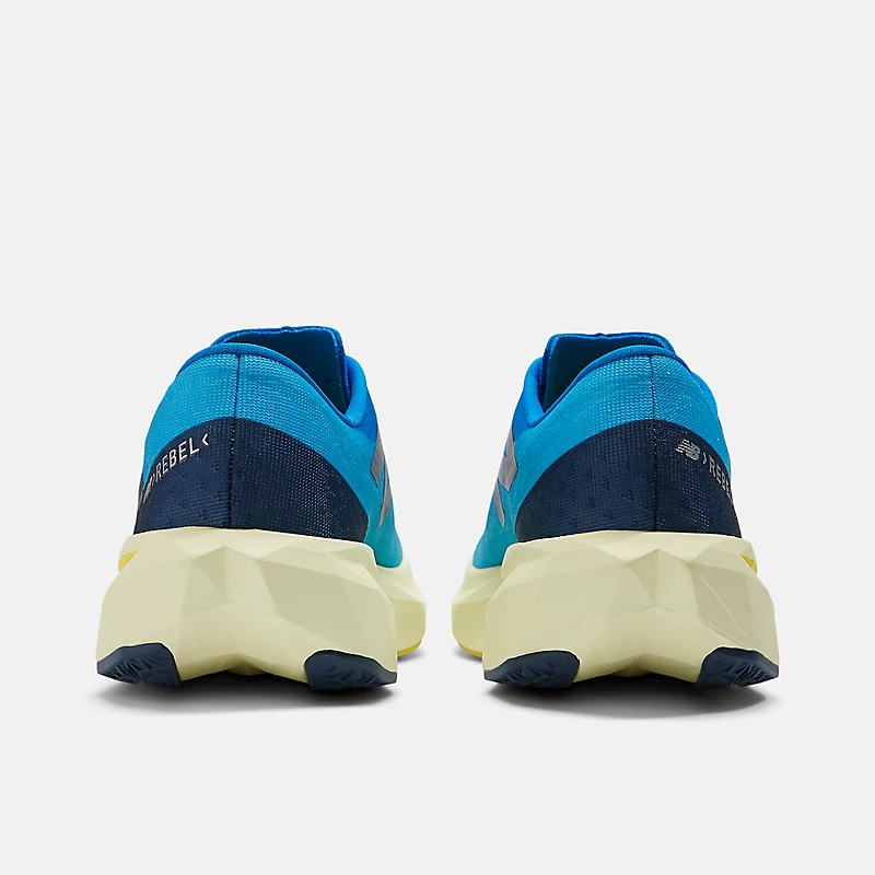 Damskie buty FuelCell Rebel v4 – Spice Blue fra Limelight og Blue Oasis