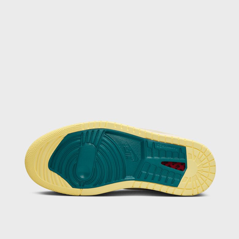 WMNS Air Jordan 1 Zoom Comfort 2