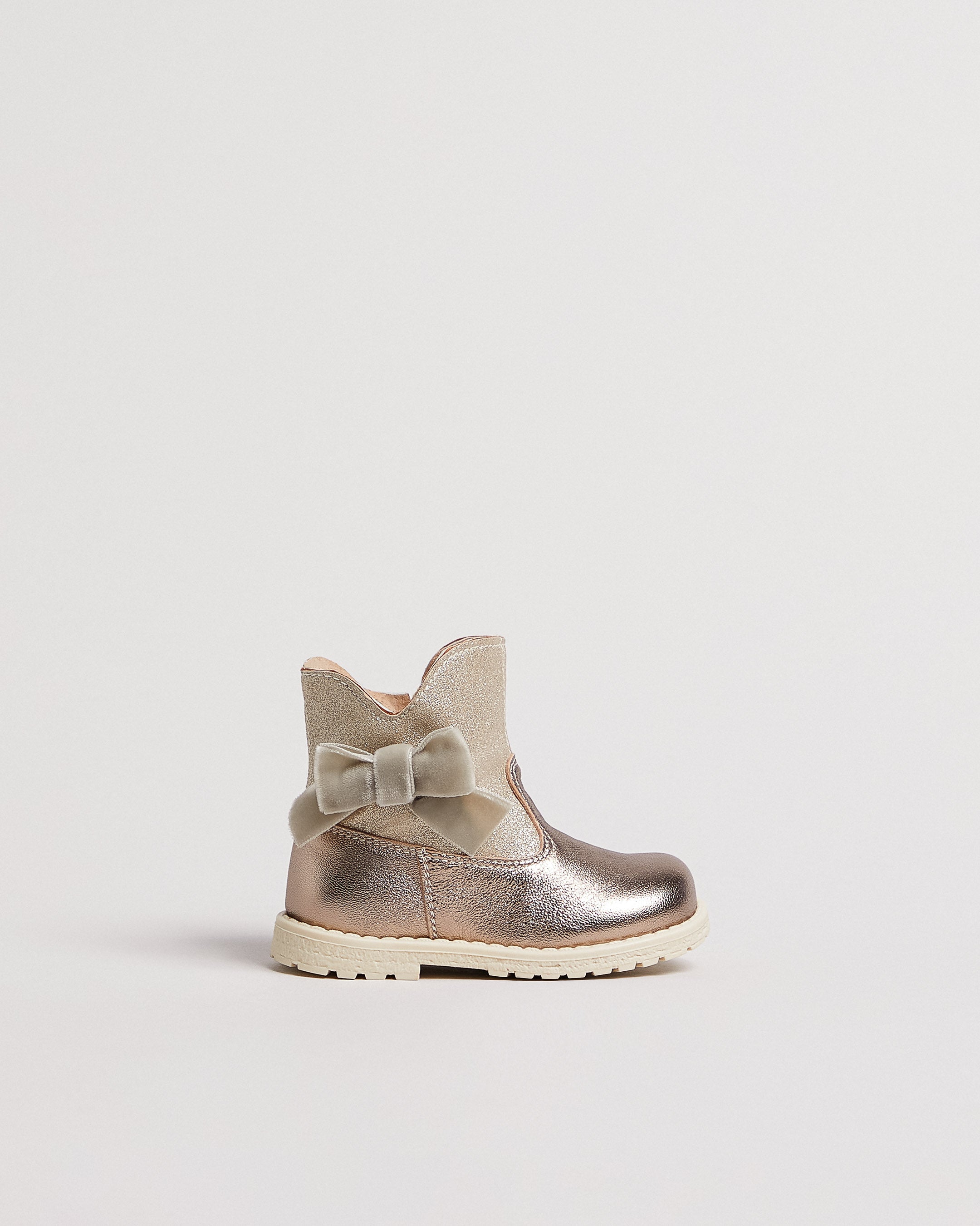  Stiefeletten für junge Mädchen aus Leder und Funktionsmaterial
