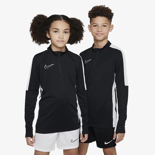  Nike Akadémia 23