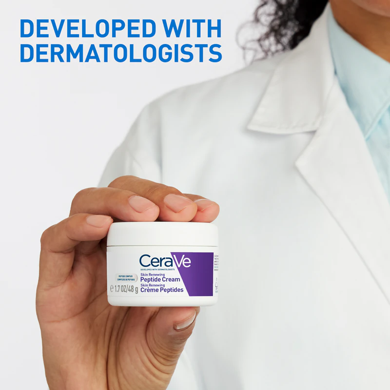 CeraVe Skin Renewing Peptide Night Cream is een regenererende nachtcrème die de huiddichtheid herstelt.
