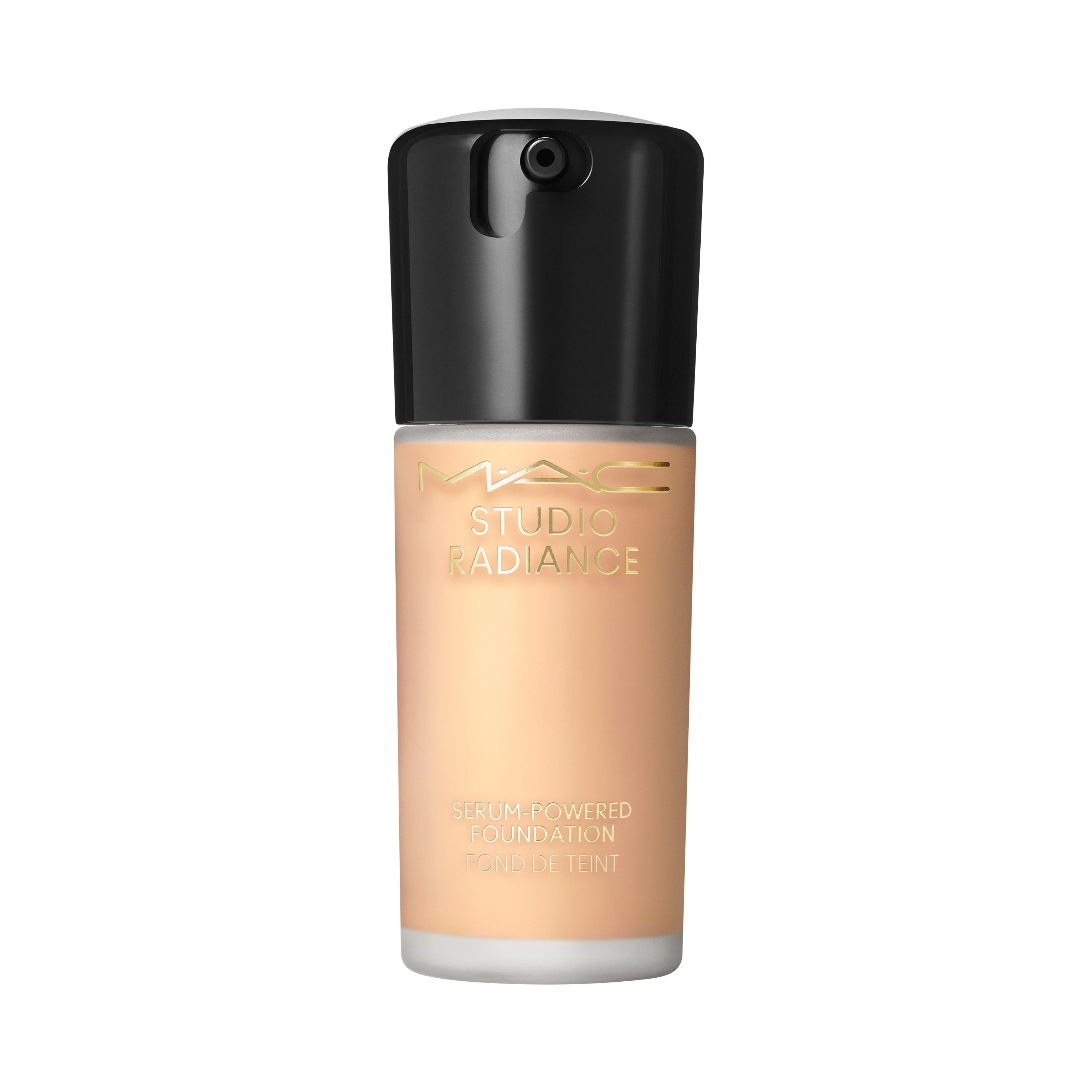 „Studio Radiance Serum“ – drėkinamasis makiažo pagrindas, 24 valandų drėkinimas. Prabangūs makiažo pagrindai.