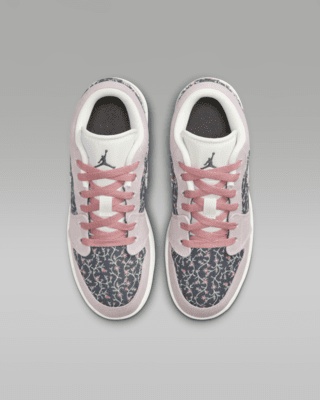 Air Jordan 1 Low SE Older Kids' Shoes