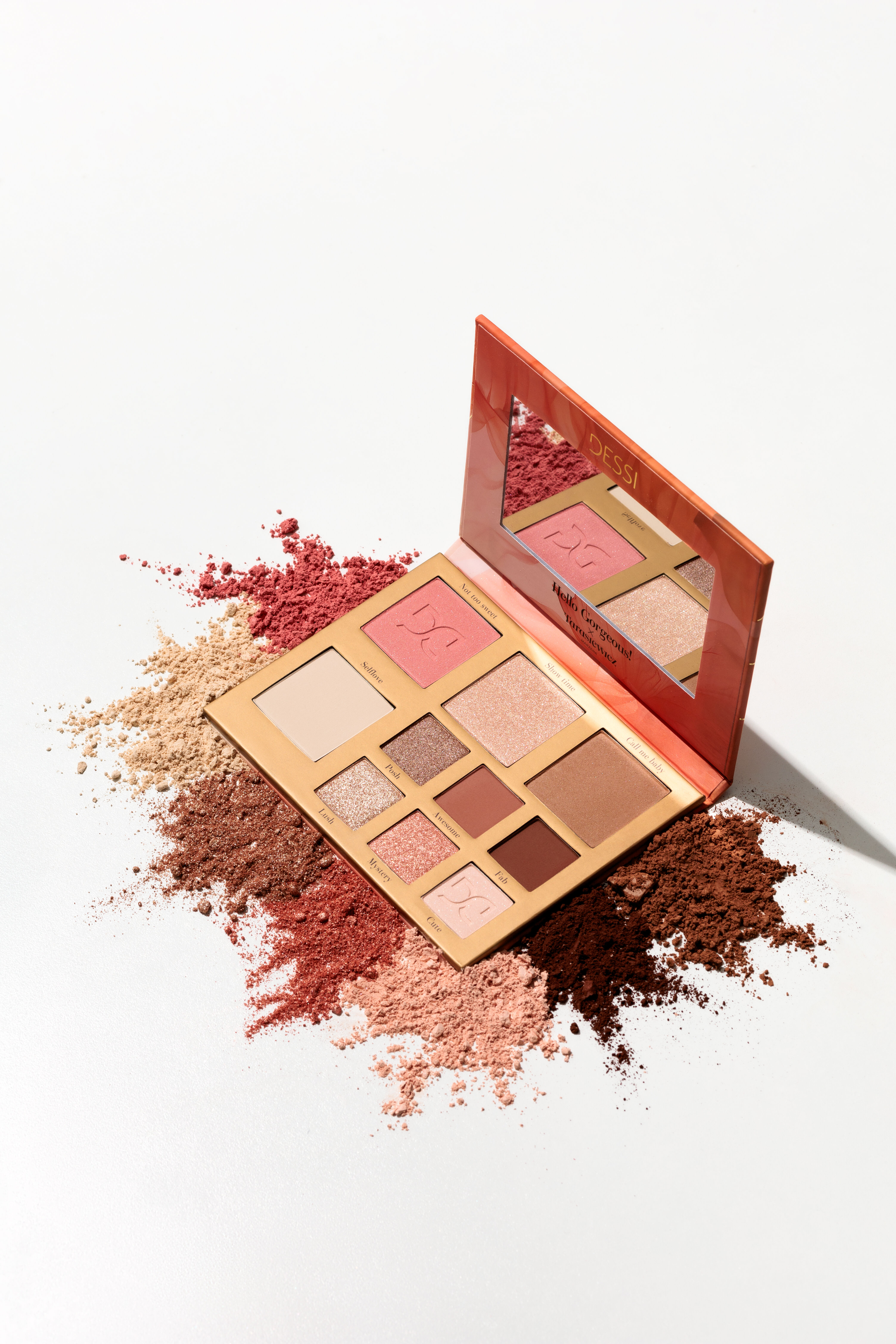 Dessi Cosmetics by Marzena Tarasiewicz