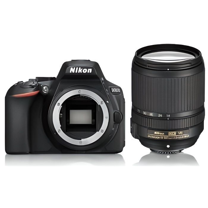 Fotocamera reflex digitale Nikon D5600 Kit (AF-S 18-140 VR) nera