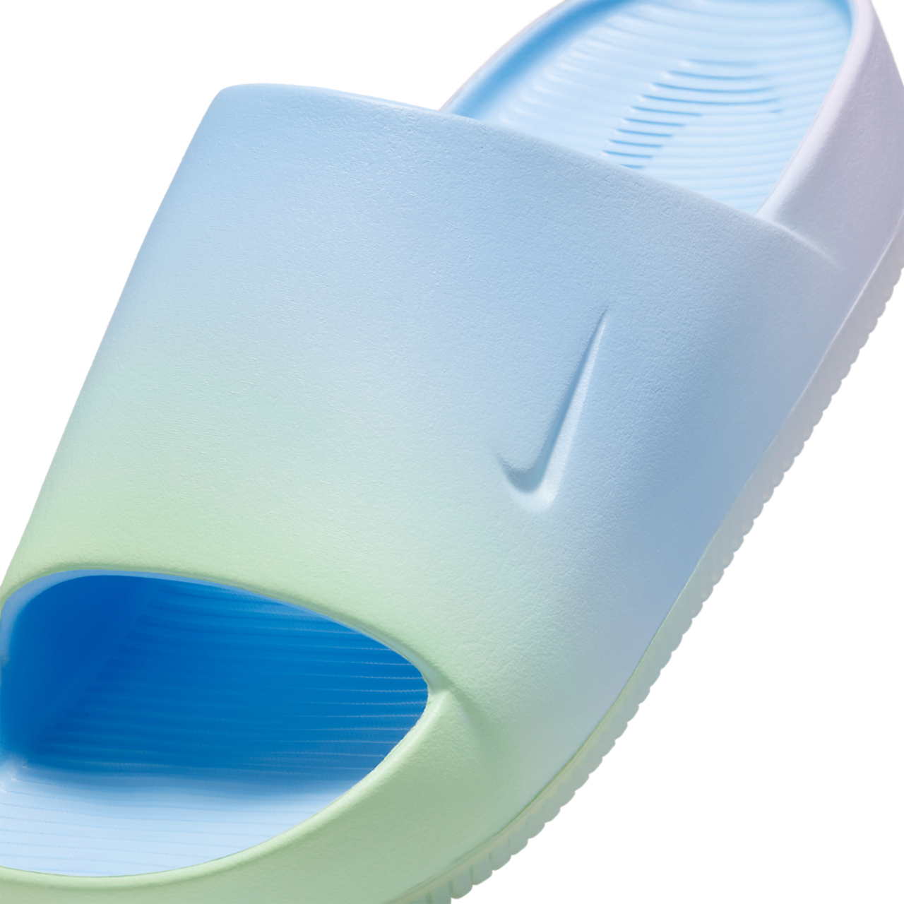 Nike Calm Slip-ins