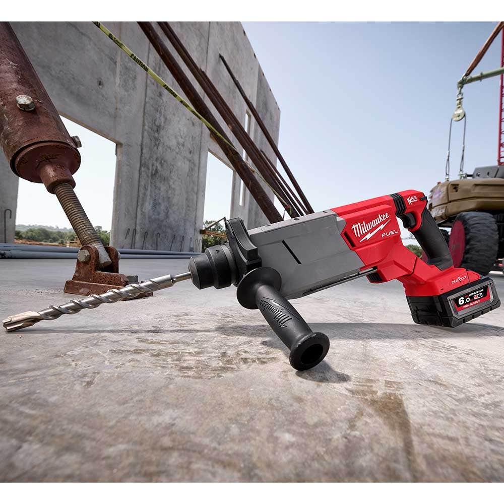 MILWAUKEE 18V FUEL 32mm slagbor med SDS Plus D-type chuck og enkeltknapp M18FHACOD32-0
