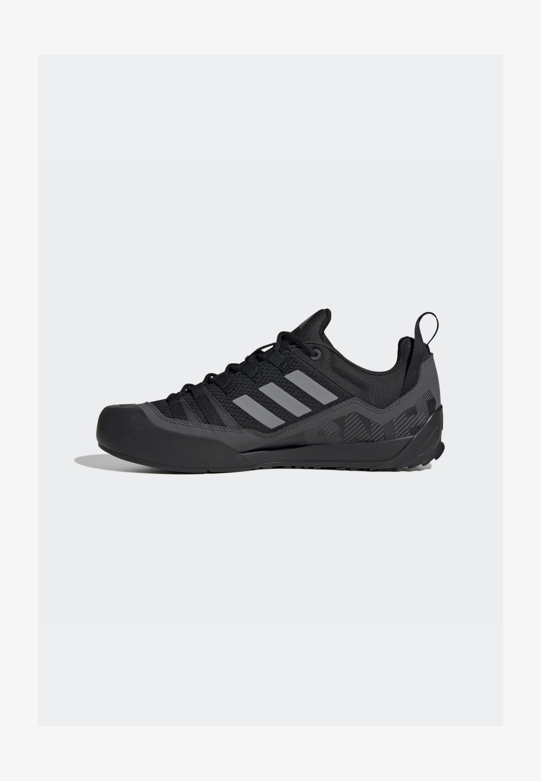Adidas Terrex SWIFT SOLO 2.0 HIKING - Joggesko - core black/grey three/grey six