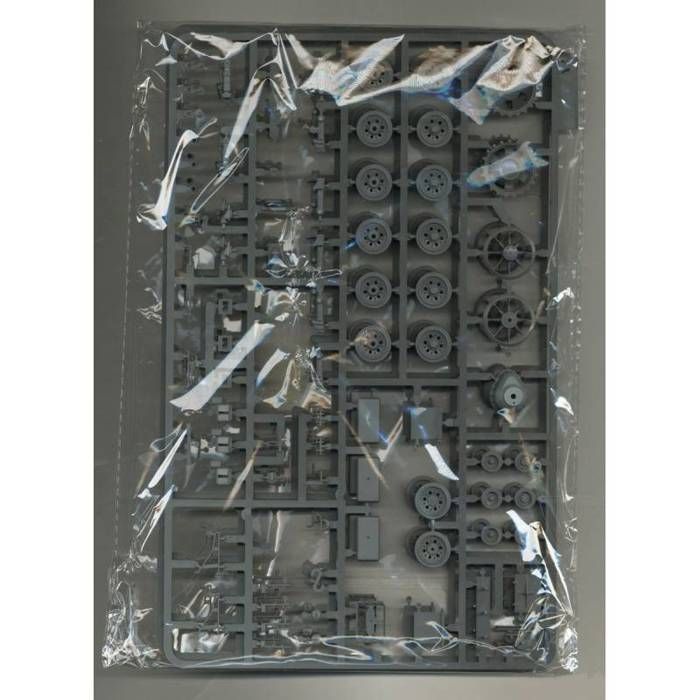 Maquette - TAKOM - StuH 42 & StuG III Ausf.G (2-in-1) - 1/35 - Obusier 10,5 cm - À monter