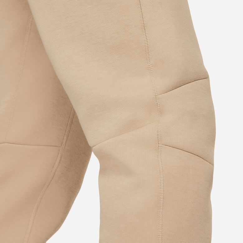 Pantaloni da jogging slim fit in Techfleece