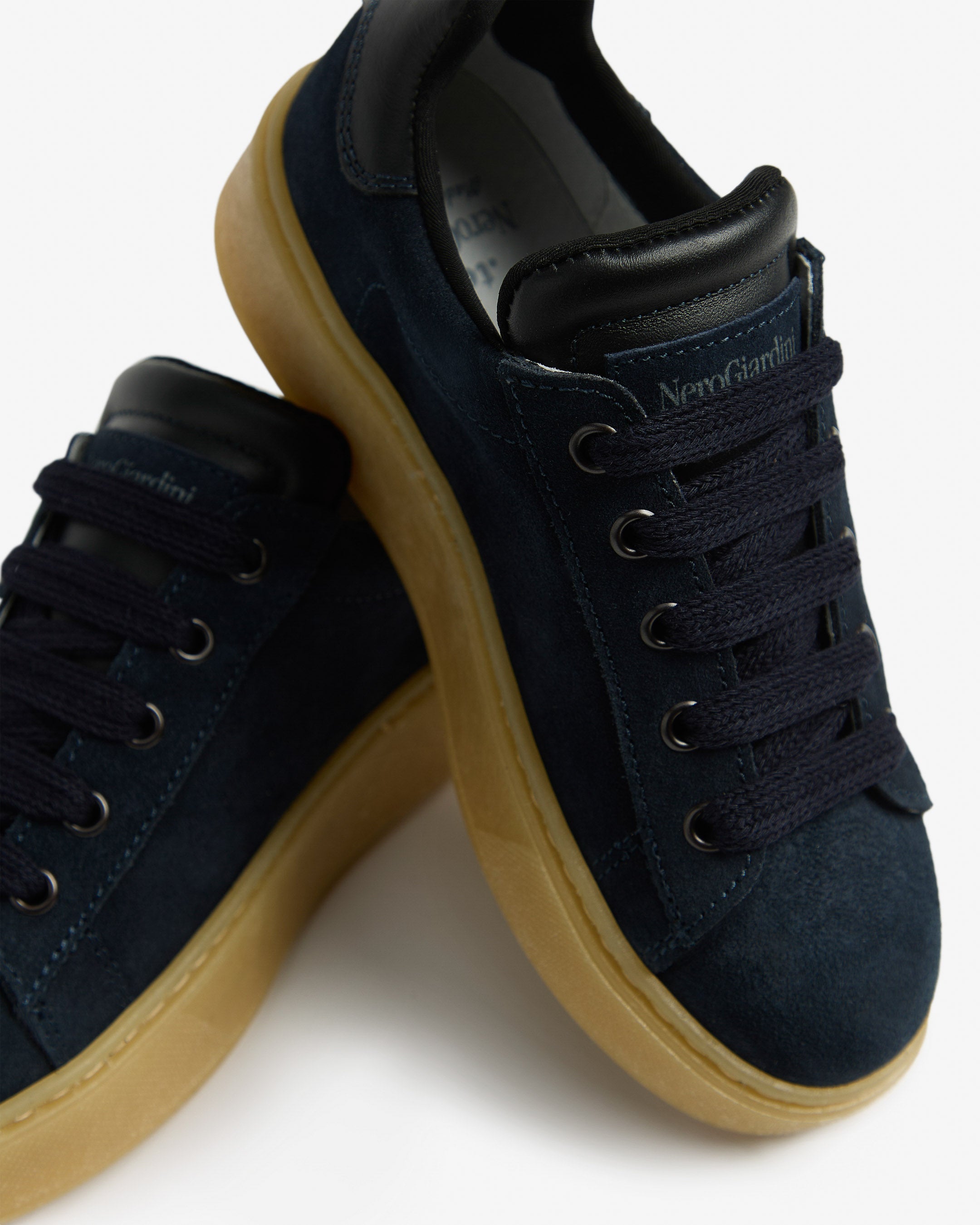  Sneaker für Jungen aus Wildleder und Leder