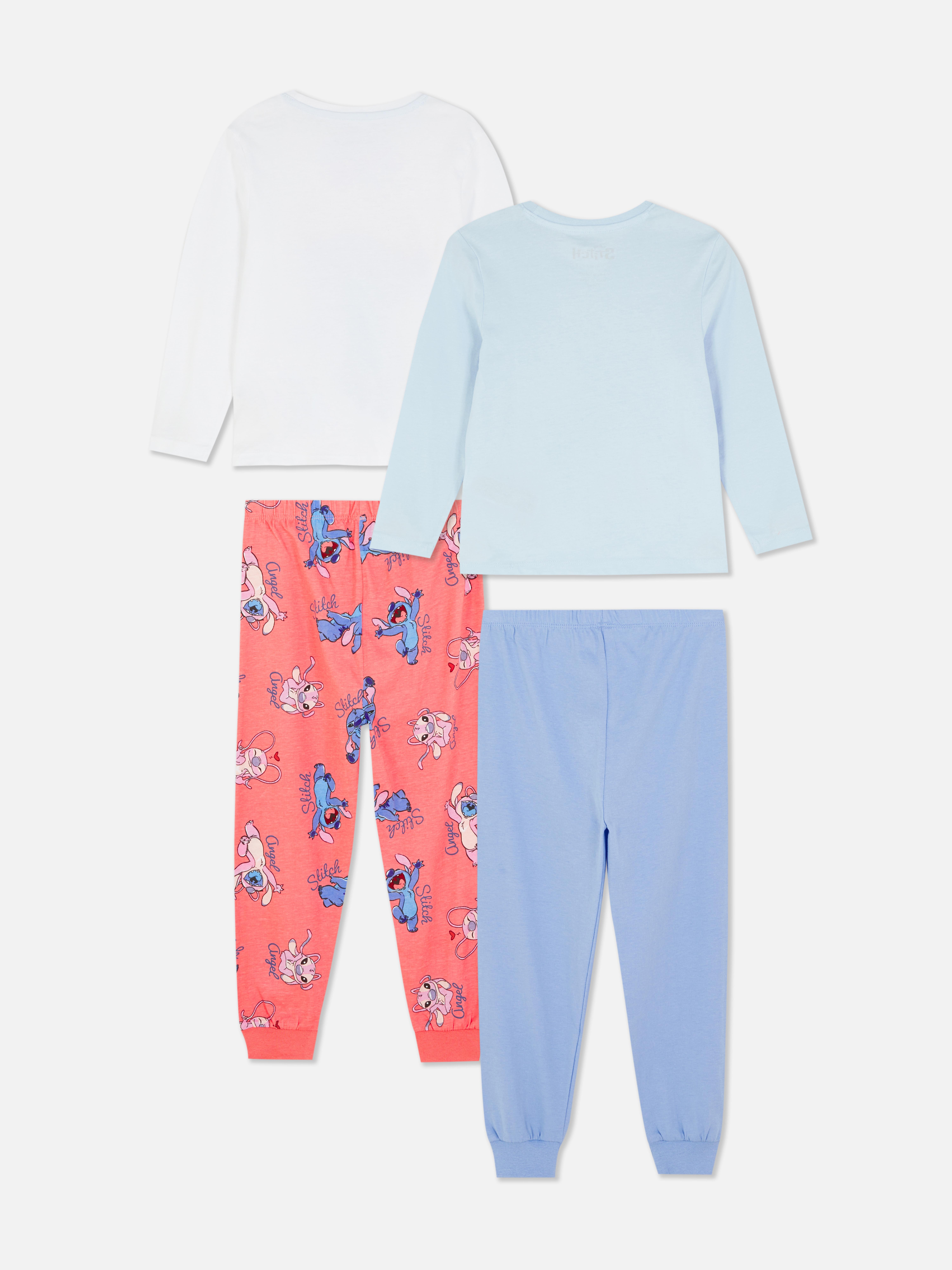 Pijamale Disney Stitch, set de 2. Stitch și Angel de la Disney sunt ambii reprezentați pe aceste pijamale cu mânecă lungă din bumbac.