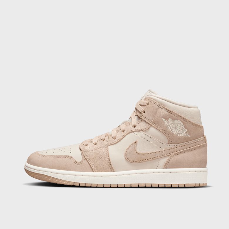 WMNS Air Jordan 1 Low Mid SE