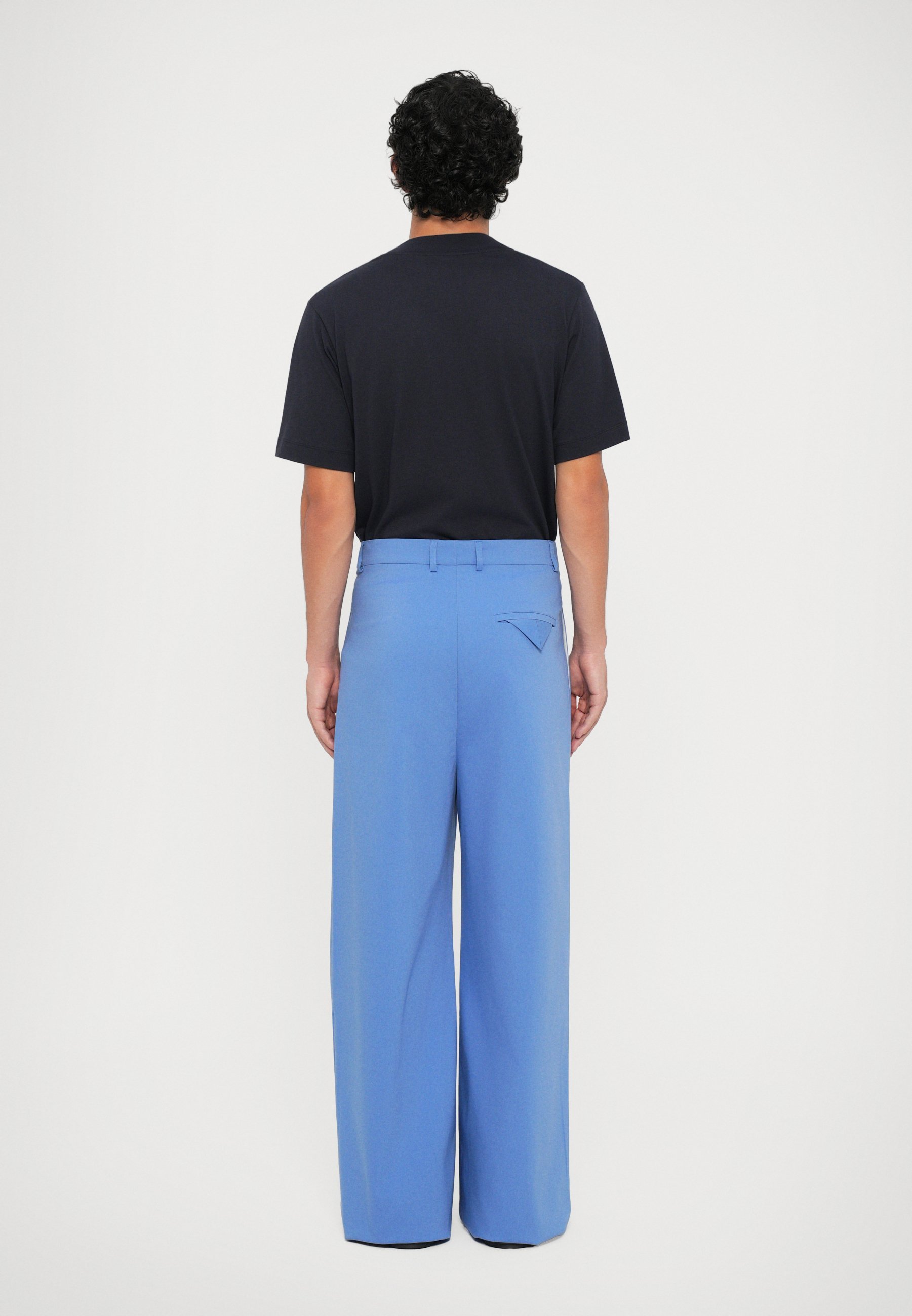 Essential Collective ULTRA WIDE LEG PLEATED PANT - Broek - blauw