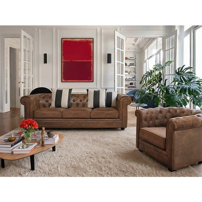 Sofá e poltrona CHESTERFIELD de 3 lugares em microfibra com aparência de couro envelhecido.