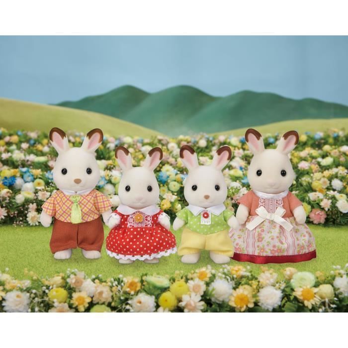 Schokoladenhasenfamilie – Sylvanian Families – 5655 – Bewegliche und bekleidete Figuren – Ab 3 Jahren