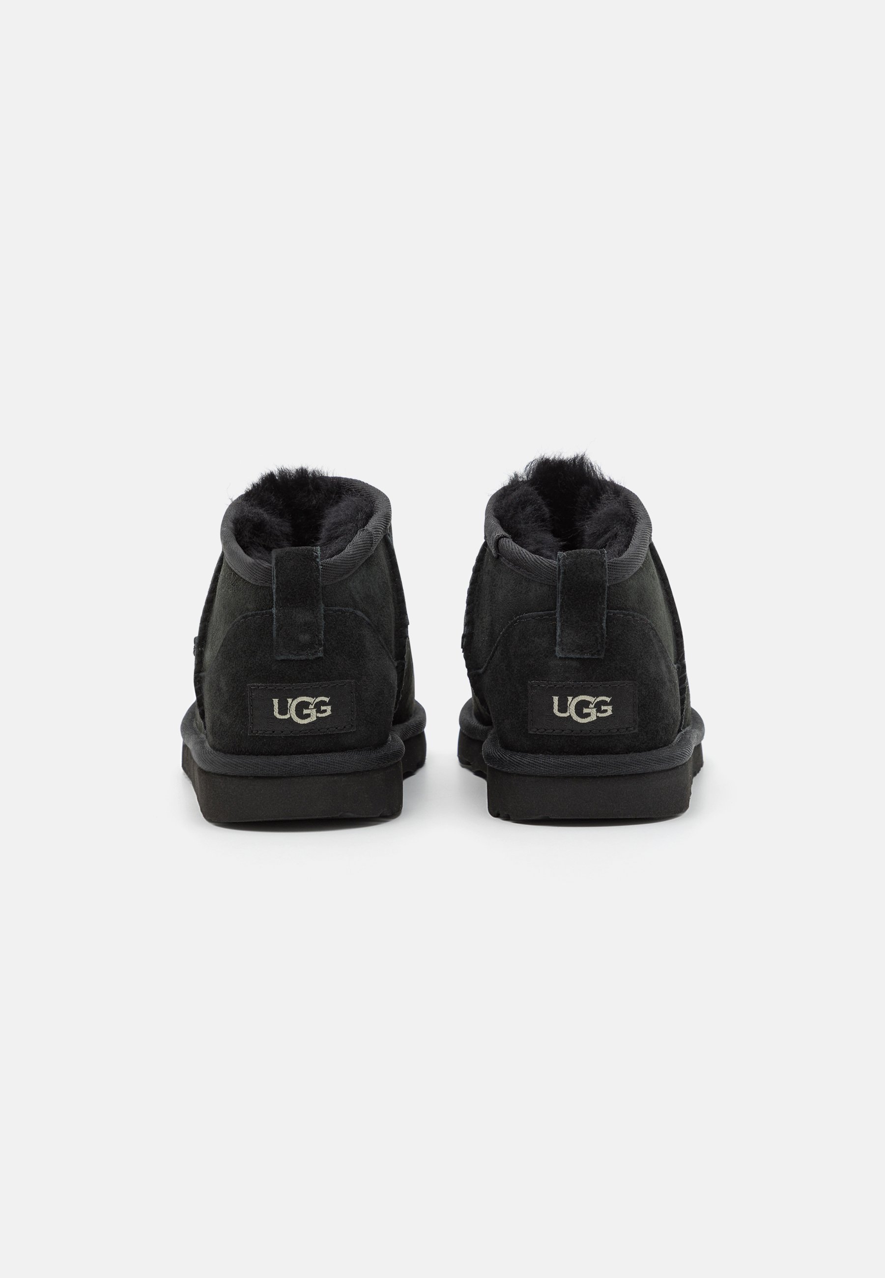 UGG CLASSIC ULTRA MINI UNISEX - Klassieke enkellaarsjes - zwart