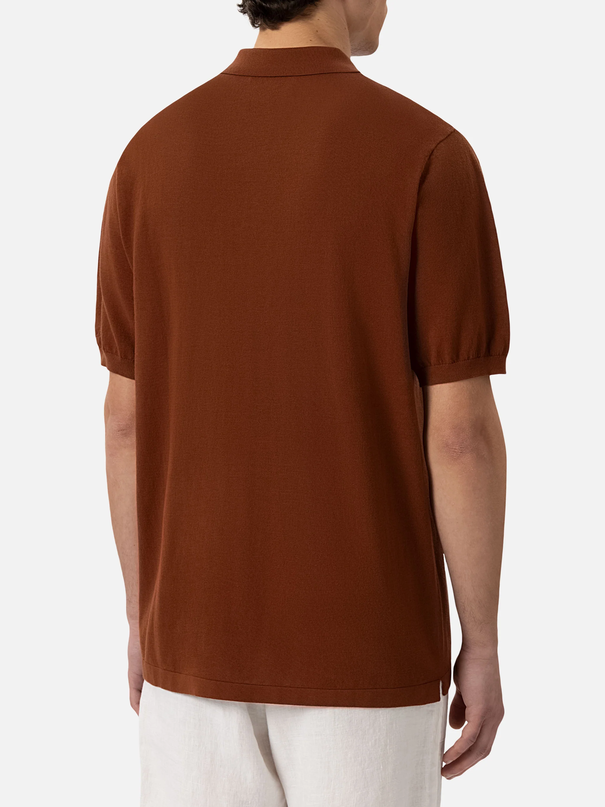 Sloan poloshirt zonder knoopjes in camelkleurige gebreide stof