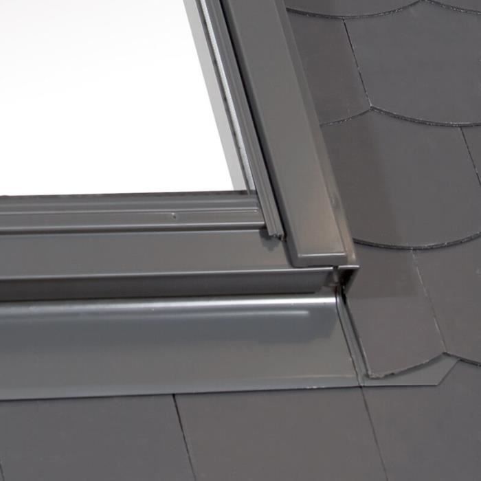SOLSTRO AAY B910 S6A roof window (114 x 118 cm) in wood with white painted finish, with slate flashing (SFX)