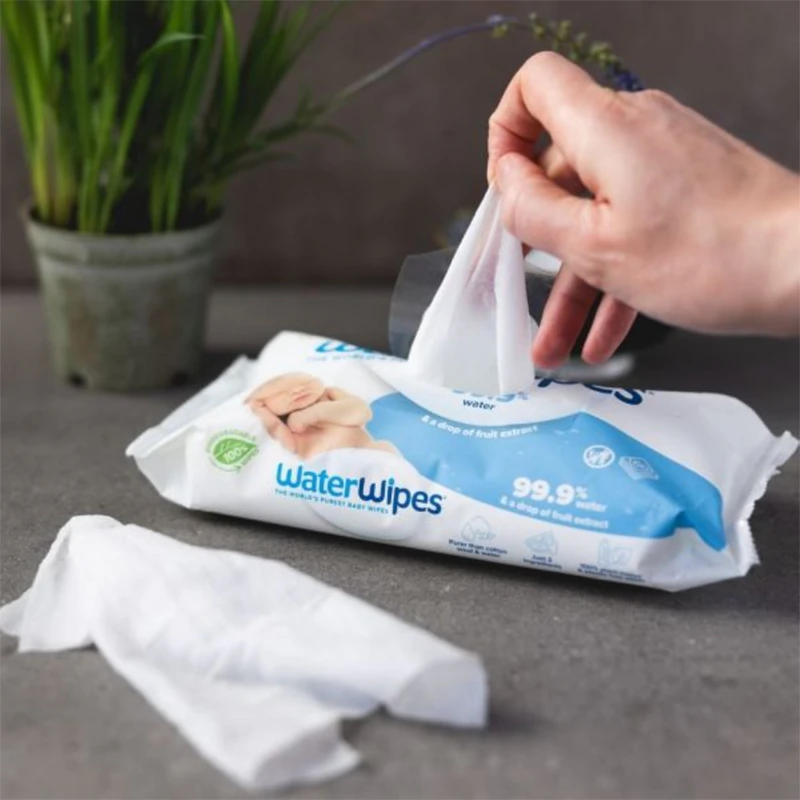 Lenços umedecidos WaterWipes Baby, suaves e ideais para bebês.