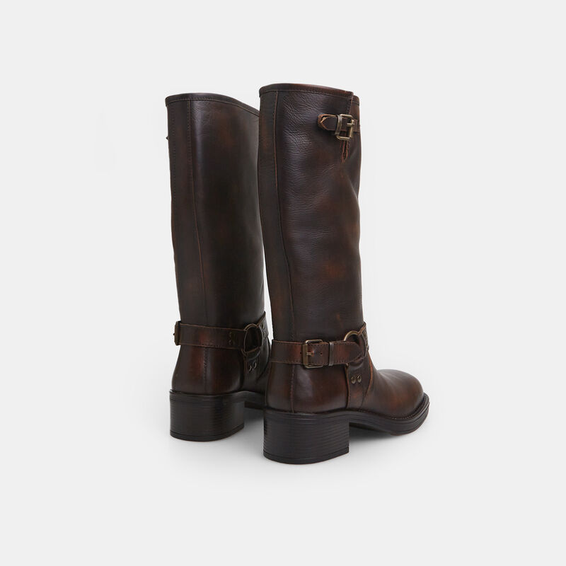 Damskie skórzane buty z klamrą