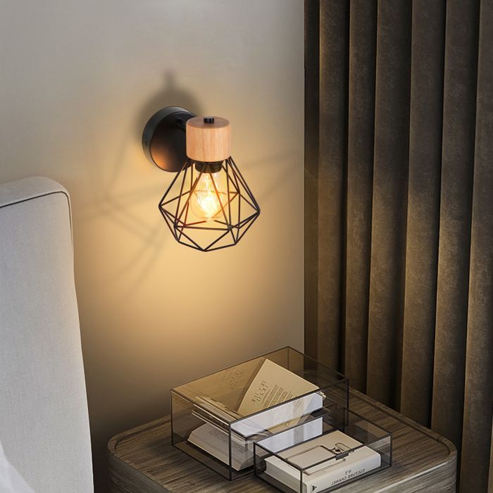 Conjunto de 2 arandelas industriais de parede para interiores TOKIUS, com design em gaiola de metal e madeira, estilo retrô, soquete E27, ideais para quarto, corredor e sala de estar, na cor preta.