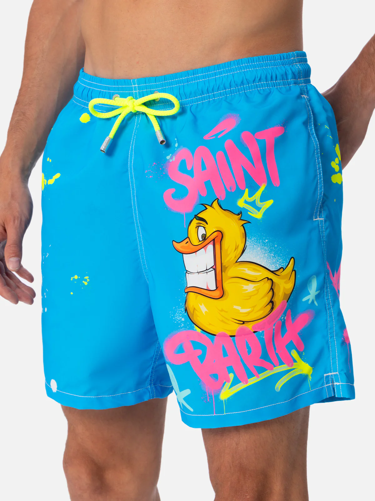 Gustavia mid-length zwembroek met Ducky Cryptopuppets Special Edition print | Stof met perzikkleurige touch, turquoise achterkant | Elastisch en verstelbaar
