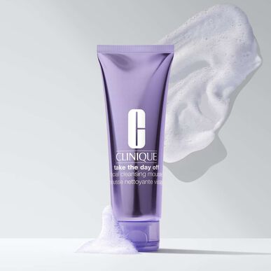 Clinique Take the Day Off -kasvojenpuhdistusvaahto 125 ml