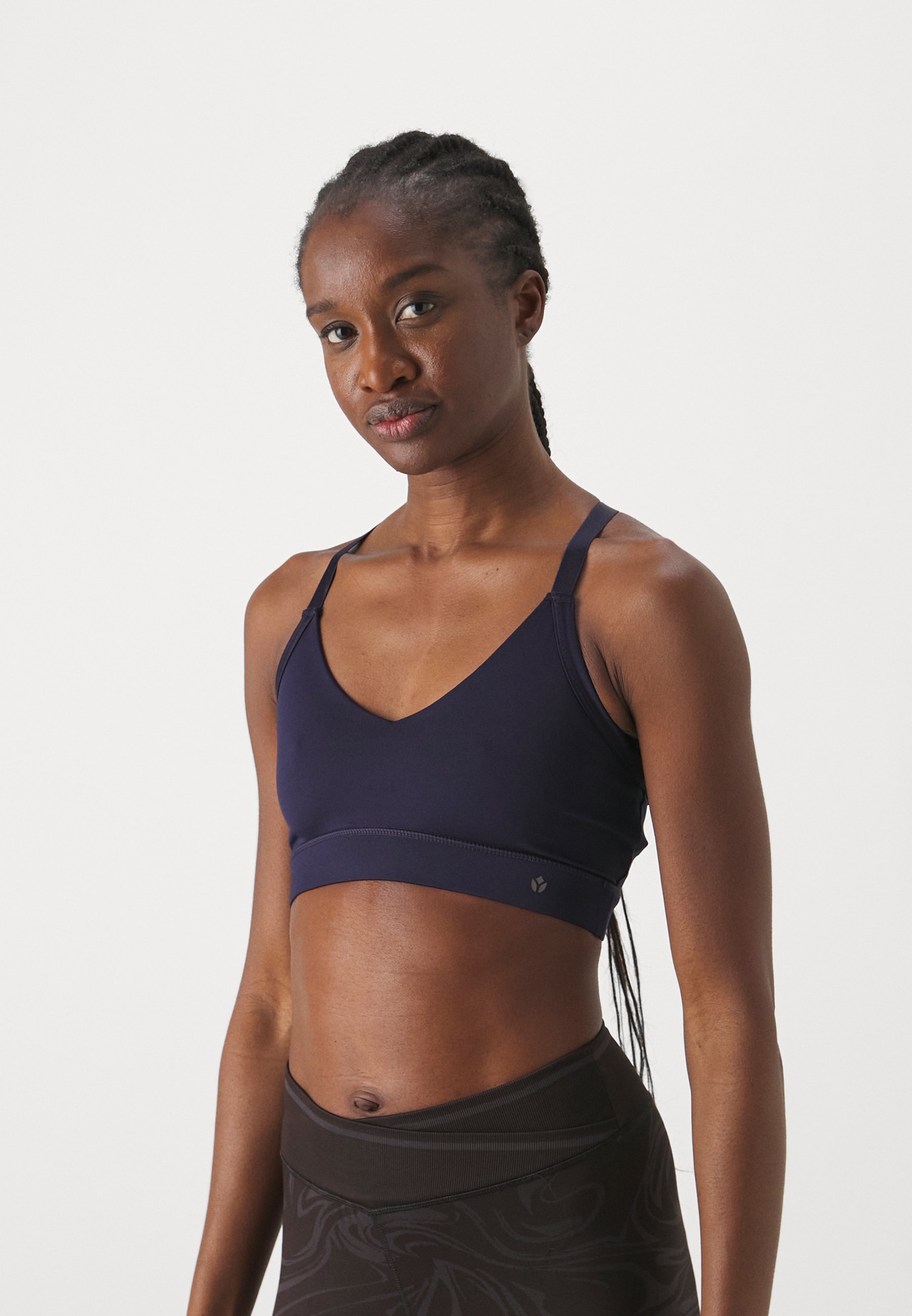 Soutien-gorge de sport Even&Odd Active ESSENTIAL (lot de 2) à maintien moyen et dos croisé ajustable - Noir/bleu foncé