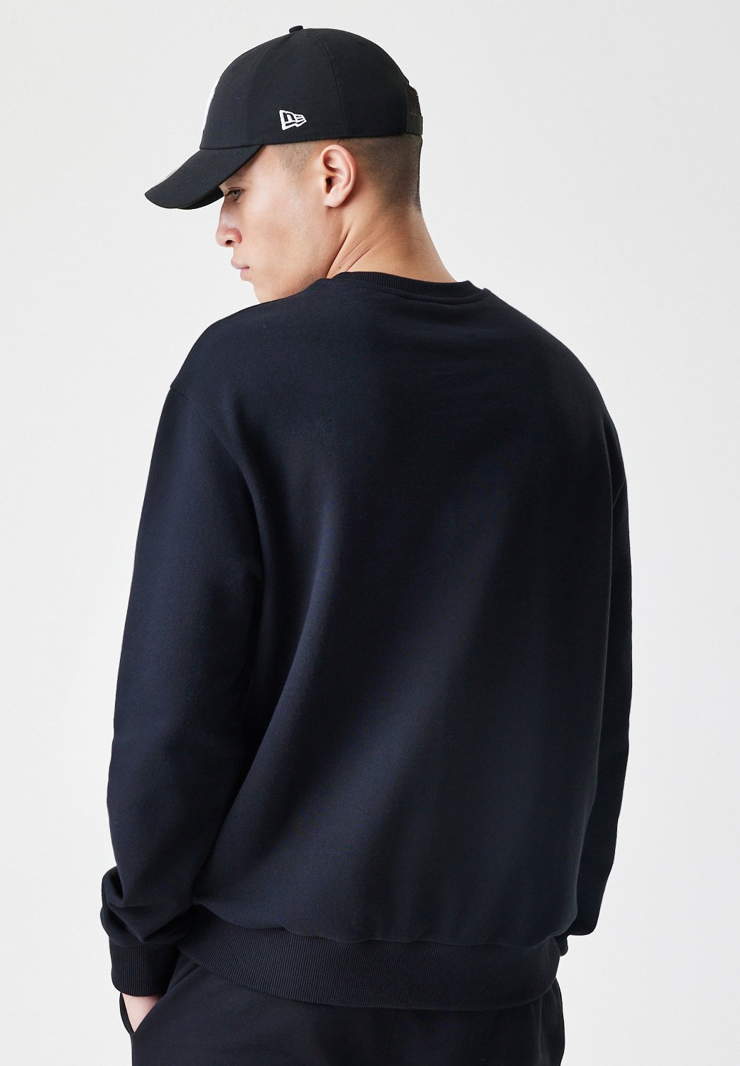 New Era Sweatshirts