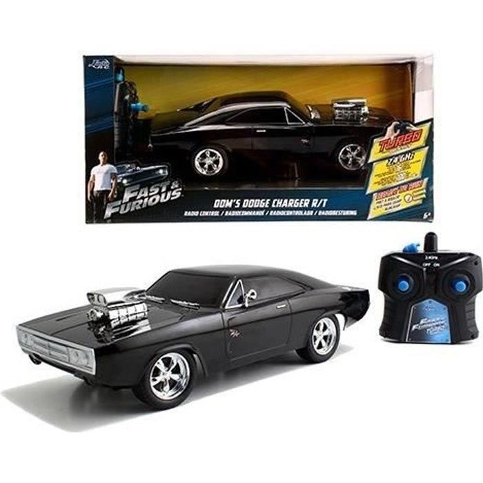 Velozes e Furiosos - Dodge Charger em escala 1/24 com controle remoto