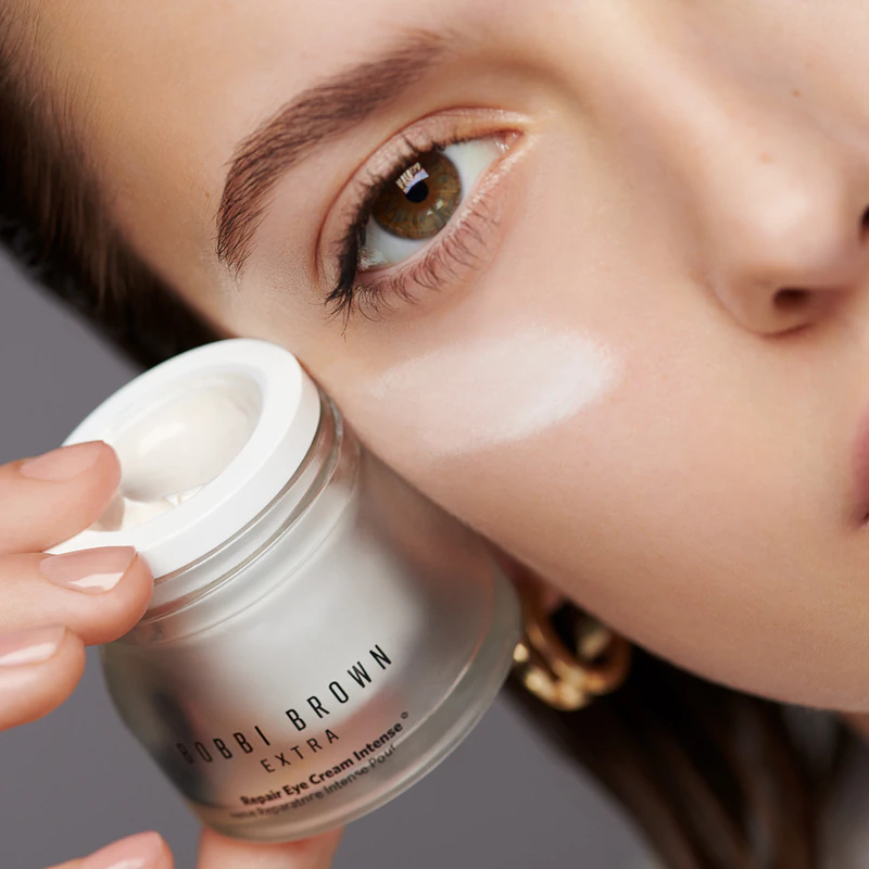 Bobby Brown Extra Repair Eye Cream Intense Prefill Revitalizačný očný krém