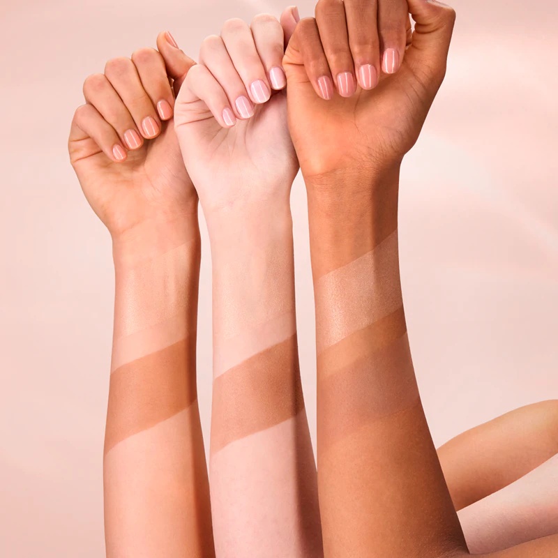 Catrice svētku ādas izgaismojošā un bronzējošā palete