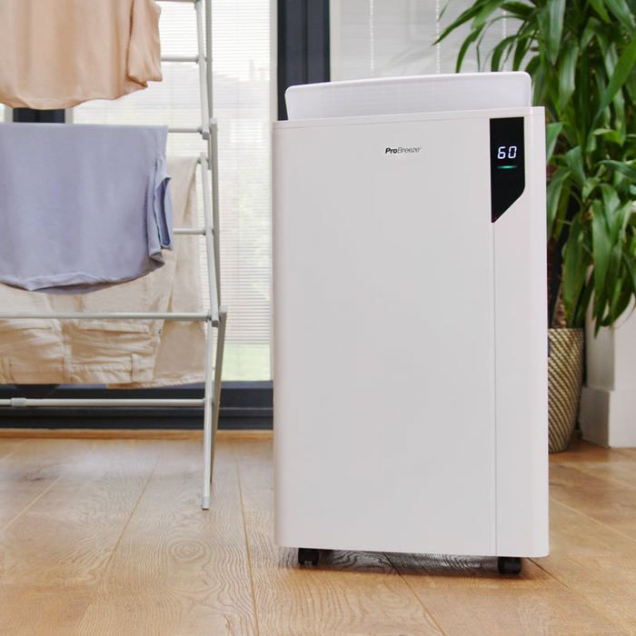 Deshumidificador Pro Breeze Air de 20 litros, con modo de secado de ropa, sensor e indicador de humedad.