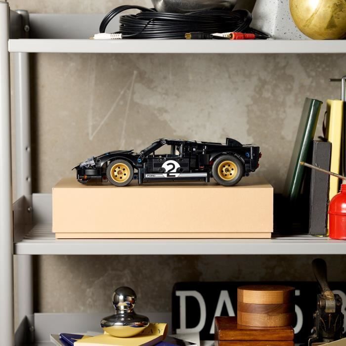 LEGO Technic 42223 La Voiture de Course 1966 Ford GT40 MKII - Set pour Adulte - Maquette
