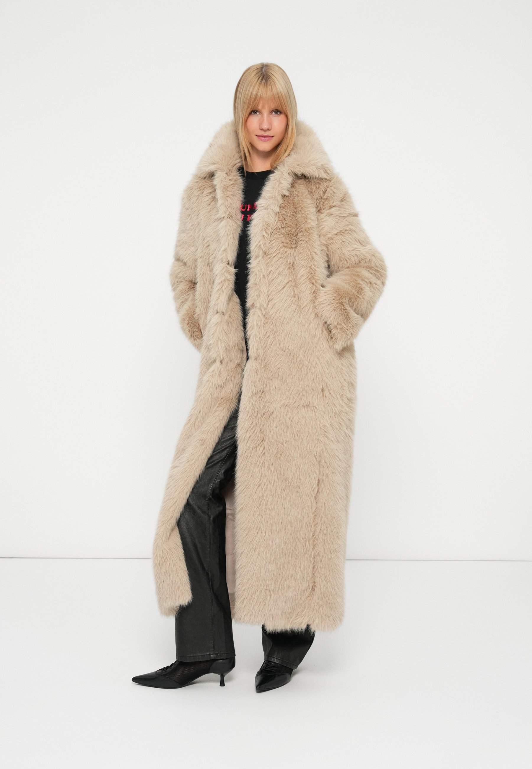 Noisy May NMEVIE LONG COAT - Płaszcz zimowy - owsiany