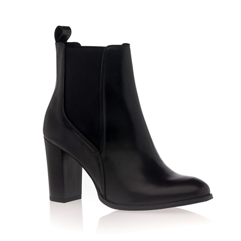Schwarze Damenstiefel / Stiefeletten