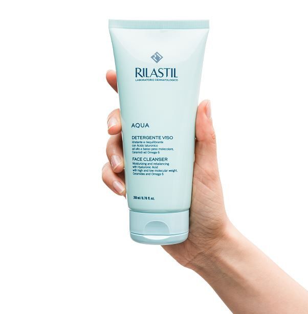 „Aqua Cleansing Gel“ veido valymas vaistinėje