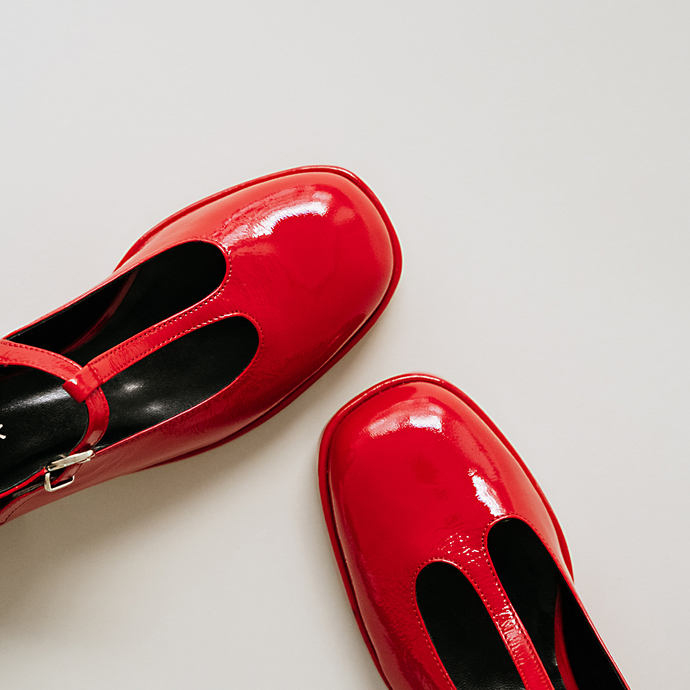 Salomés à petits talons et semelles épai...  en vernis plissé rouge