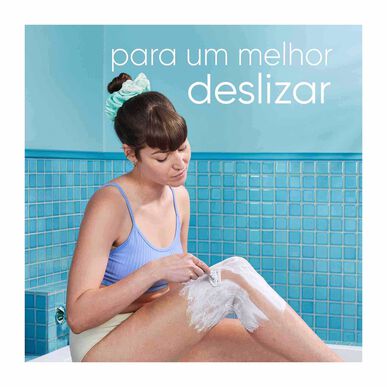 Gillette Satin Care Aloe Vera -parranajogeeli 200 ml