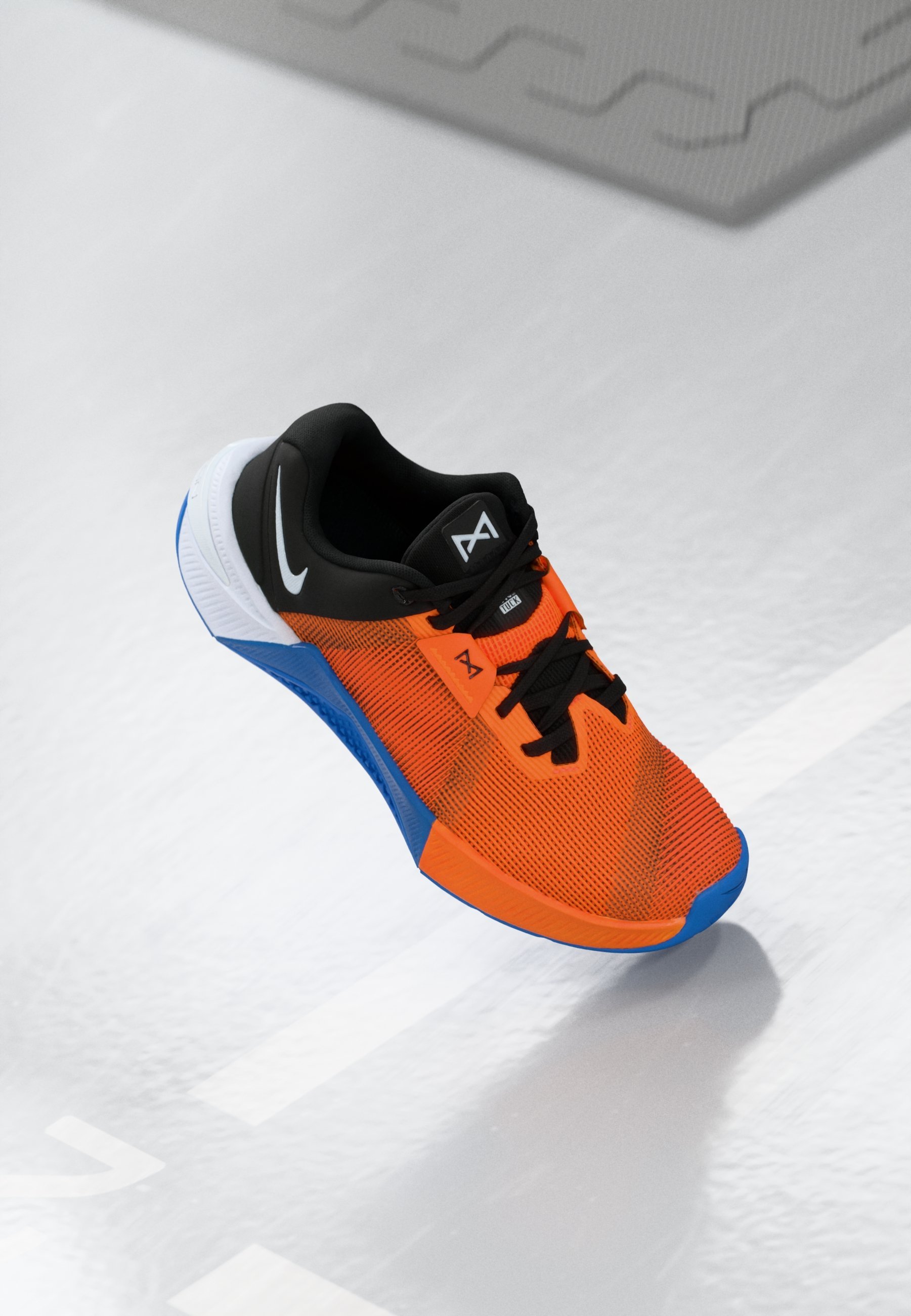 Nike Performance METCON 10 - Trainingsschoen - volledig oranje/wit/fotoblauw/zwart