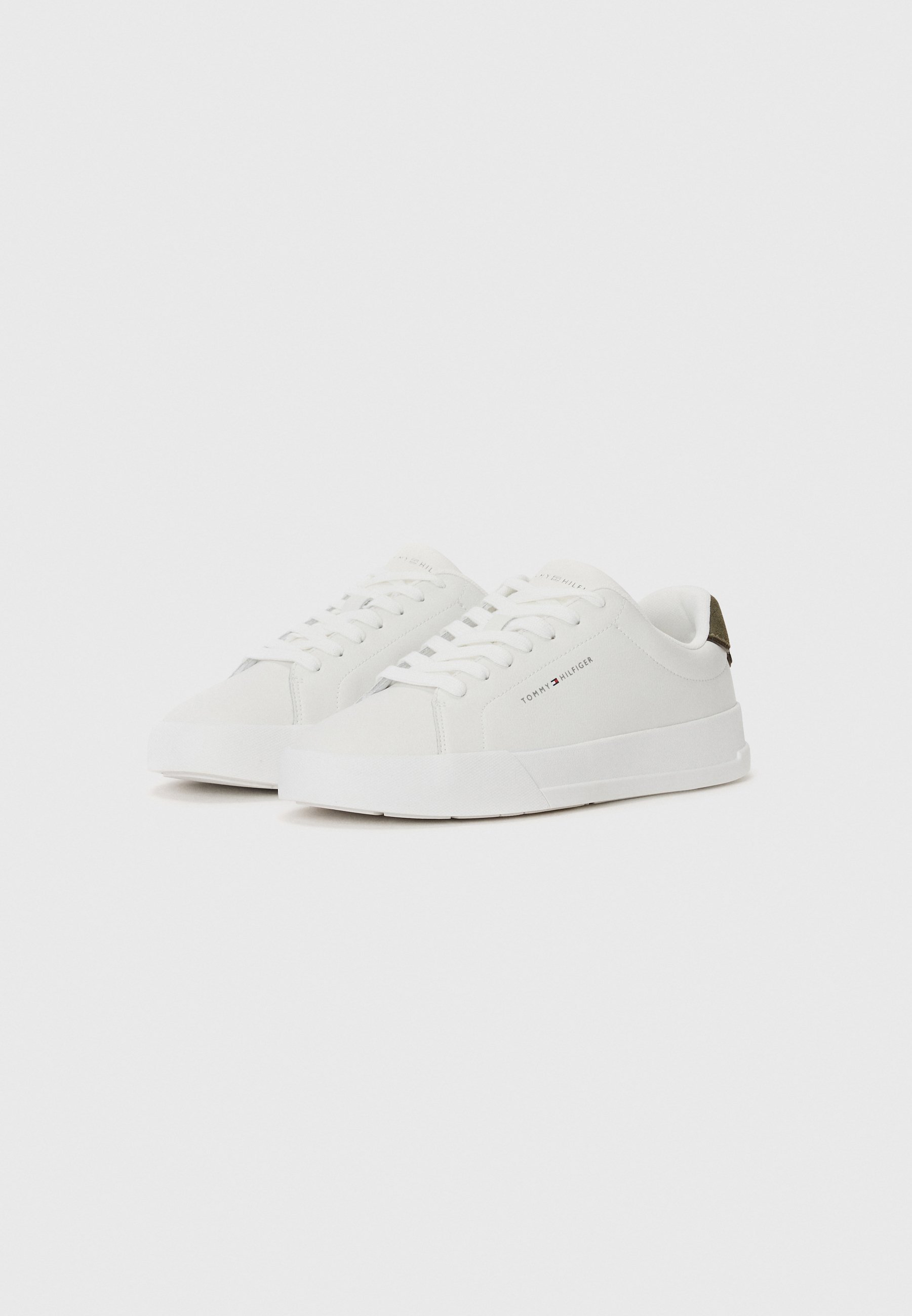 Tommy Hilfiger COURT DETAIL - Sneakers - ecru/legergroen