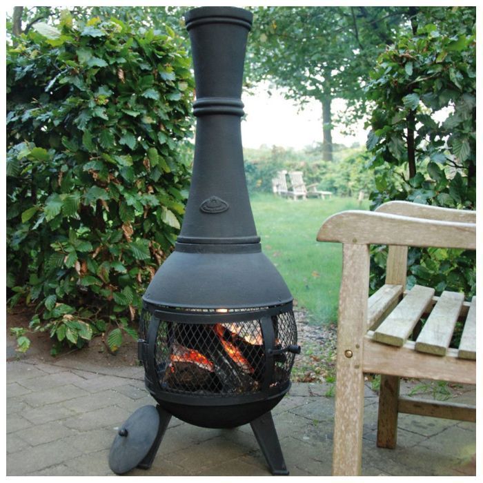 Brasero - ESSCHERT DESIGN - Chimenea de exterior - Hierro fundido - 43x120 cm - Puerta de malla